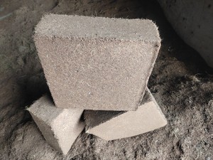 Natural Unwashed Coco Peat 650g Brick High Quality <b>Coir</b> Substrate for Gardening Landscaping & Soil Conditioning - Product Image 4