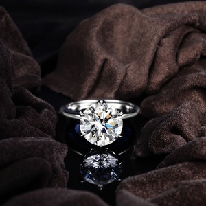 Bague de fiançailles et de mariage pour femme en diamant de laboratoire ovale de haute qualité, plaqué or 18 carats, meilleur prix - Product Image 5