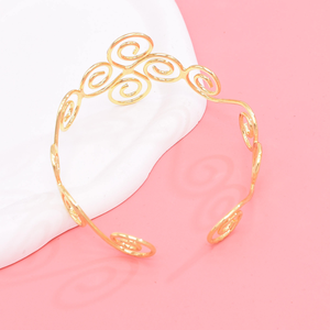 Brazalete de Metal con Flores Chapado en Oro de Moda para Mujer, Joyería Boho para Fiesta, Regalo, Artesanía en Metal - Product Image 3