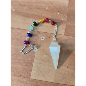 Pendentif de radiesthésie conique en sélénite naturelle, fait main, avec chaîne chakra, cadeau d'affaires Feng Shui, vente en gros - Product Image 4