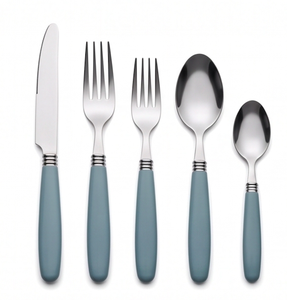 Ensemble de couverts minimalistes avec manches bleues, couteau, fourchette, cuillère, compatible lave-vaisselle, en métal, pour usage professionnel. - Product Image 1