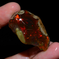 Opale éthiopienne brute huileuse Welo Fire de qualité supérieure AAA, 100 % naturelle, certifiée par un tiers, 142 carats, MOQ pour le bricolage