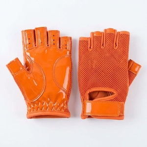 Guantes de agarre para mujer, ideales para entrenamiento de pole dance, con contacto seguro, movimiento flexible, ajuste cómodo y estilo elegante. - Product Image 6