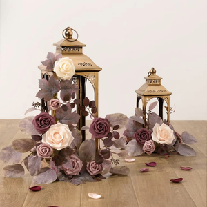 Farol de Metal Dorado con Flores, Portavelas de Vidrio Hecho a Mano, Portátil, Decorativo, para Decoración del Hogar y Bodas - Product Image 4