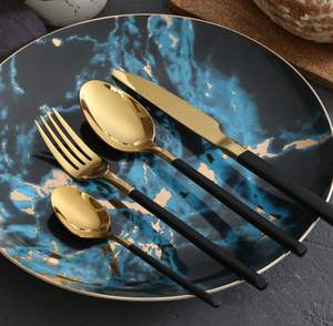 Accessoire de vaisselle, ensemble de couverts rouges modernes, couverts de table contemporains, ensemble de couverts haut de gamme, couverts en acier inoxydable de qualité supérieure - Product Image 2