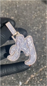 Pendentif personnalisé Hip Hop en or 18 carats, serti de moissanite de laboratoire, en argent 925, avec logo, nom ou motif de dessin animé - Product Image 3