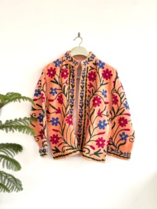 Chaqueta Bomber de Terciopelo 100% Algodón Ecológico con Bordado Floral Vintage, Cuello Mandarín y Mangas Largas para Mujer - Product Image 1