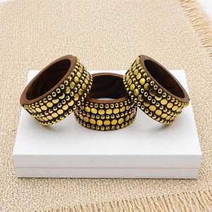 Brazalete de Madera Grabado, Hecho a Mano, Estilo Bohemio Artístico, Joyería de Diseño, Accesorio de Moda, Regalo Geométrico - Product Image 1
