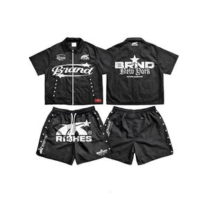 Ensemble de survêtement personnalisé pour homme : short coupe-vent et t-shirt, polo zippé, en nylon et polyester, deux pièces - Product Image 1