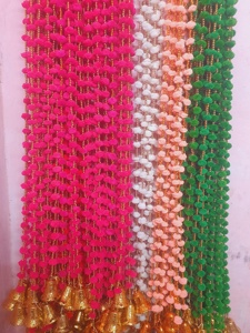 พวงประดับประตูประดับตกแต่งบ้าน ทำจากไหมเทียมประดับลูกปัดสีทอง งานฝีมืออินเดียสมัยใหม่ ทำด้วยมือ เหมาะสำหรับเทศกาลต่างๆ - Product Image 4