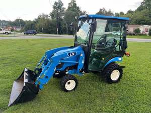 Mini tractor de jardín LS MT125 4x4, tractor compacto para granja con cargador frontal y retroexcavadora para agricultura, paisajismo y U. - Product Image 1