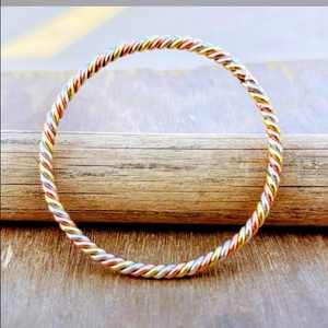 Brazalete Trenzado de Plata de Ley: Joyería Kriya Kundalini de Latón y Cobre - Product Image 3