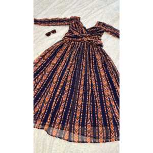 Robe de soirée à imprimé numérique de créateur, tenue de soirée élégante - Product Image 4