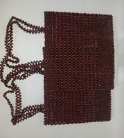 Sacs à main de soirée élégants avec perles, design uni, options de couleurs personnalisables pour usage en boutique