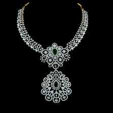Collier en émeraude et diamant de culture : bijoux de mariée indiens en or 14 carats - Product Image 2