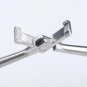 ชุดเครื่องมือผ่าตัดทางทันตกรรม BAFA SURGICAL INSTRUMENTS รุ่น BSI-FC-7563 คีมซ่อมฟันแบบโค้งรูปตัว Z สำหรับการจัดฟัน - Product Image 4