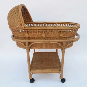 Poussette vintage en rotin naturel, chariot tressé en cannage sur roues, accessoires de photographie, décoration artistique, literie pour bébé - Product Image 1