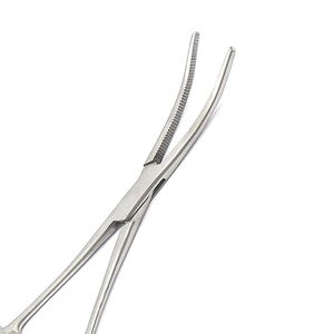 Pinzas Hemostáticas Manuales de Acero Inoxidable Alemán de Alta Calidad, Rectas y Curvas, Instrumentos Quirúrgicos Veterinarios de Laboratorio, Clase II - Product Image 3