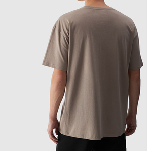 Camiseta de Hombre 100% Algodón al por Mayor, Impresión Digital Personalizada con Logotipo, Talla Grande, 200gsm, Lavado Ácido, Estilo Urbano Ecológico - Product Image 4