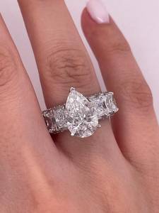 Anillo de media eternidad con moissanita de 5 quilates, corte pera y radiante, para mujer, joyería original de plata 925, ideal para regalo de fiesta para amigas - Product Image 5