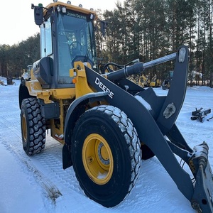 Chargeuse sur pneus 4x4 2001 624P avec rétrocaveuse Z234780, capacité nominale de 200 tonnes, équipement premium prêt à l'exportation - Product Image 1