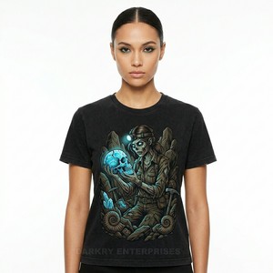 Camiseta Gráfica Vikinga Personalizada para Mujer, Estilo Vintage Gris, Estampado de Guerrero Esqueleto, Ropa Urbana Nórdica, Tops de Algodón Desgastado - Product Image 4