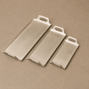 Bandeja Rectangular Larga de Aluminio con Acabado Negro Premium, Superficie Texturizada, Diseño de Doble Asa, Plato Moderno para Servir - Product Image 5