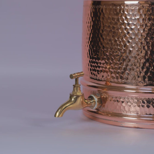 Distributeur de boissons en cuivre martelé à la main avec robinet en laiton, Urne à eau traditionnelle, Grand récipient de stockage d'eau en cuivre - Product Image 3