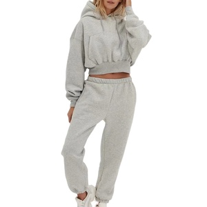Ensemble de survêtement unisexe gris à capuche en polaire à carreaux, pantalon de survêtement long avec poches latérales, tenue décontractée d'hiver 100% coton respirant - Product Image 1