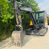 Excavatrice d'occasion Volvo EC60D, moteur Volvo d'origine, faible consommation de carburant, fonctionnement flexible, idéale pour les projets en espace restreint
