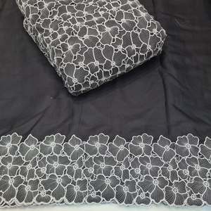 Tissu en lin brodé de qualité supérieure, fantaisie, large et long, avec découpes et perles, idéal pour les kaftans ou les robes, disponible en grandes quantités - Product Image 1