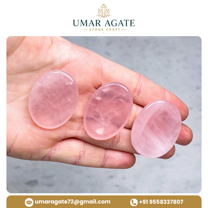 Pierre de méditation en quartz rose naturel, cristal poli, pierre de pouce, pierre de guérison, pierre de poche - Product Image 2