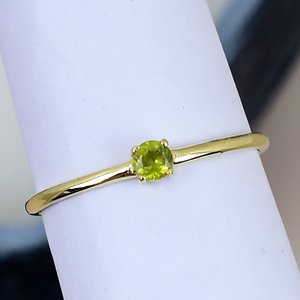 S925 Sterling <b>Silver</b> Yellow Gold Plated 3mm Peridot <b>Solitaire</b> <b>Ring</b> Round Cut Prong Setting Classic Gemstone Thin Band Women <b>Ring</b> - Product Image 4