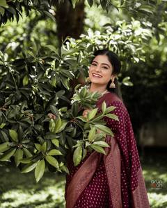 Vente chaude mariage Festival porter mariée Banarasi doux soie Saree fournisseur indien disponible au prix de gros dernier Saree - Product Image 3