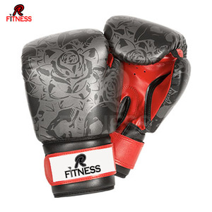 ถุงมือชกมวย RC Fitness Wear รุ่น RCW-BG1003 ปักโลโก้ได้ หนัง PU คุณภาพพรีเมียม เป็นมิตรกับสิ่งแวดล้อม ปรับขนาดได้ สำหรับฝึกซ้อมและแข่งขัน แบบติดตีนตุ๊กแก - Product Image 4