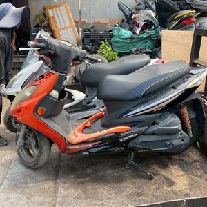 Scooters japonais abordables et en excellent état, provenant de Taïwan - Product Image 6