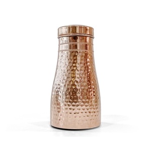 Botella de Agua de Cobre Puro Premium, Forma Recta, Recipiente Metálico para Bebidas con Tapa de Rosca - Product Image 4
