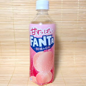 Boissons gazeuses japonaises Fanta Pêche Blanche très demandées – Vente en gros B2B en vrac - Product Image 1