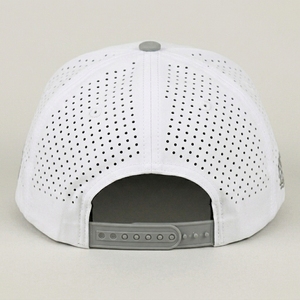 หมวกแก๊ปแบบ Snapback 5 ชิ้นส่วน พรีเมียมสั่งทำพิเศษ ตัดด้วยเลเซอร์ ระบายอากาศได้ดี ปักลาย 3 มิติ ปรับขนาดได้ เหมาะสำหรับกิจกรรมกลางแจ้ง รับผลิตแบบ OEM ขั้นต่ำน้อย - Product Image 4