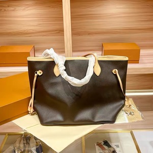 Sac fourre-tout grande capacité pour femme, fermeture éclair, motif lettres, deux anses, en cuir PU imperméable, sac à bandoulière pour le quotidien et les voyages - Product Image 1