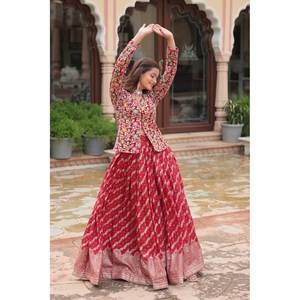 ชุดเสื้อและ lehenga ของผู้หญิงดีไซน์เนอร์สำหรับงานปาร์ตี้สวยงามและสง่างาม - Product Image 5