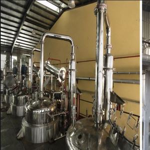 Installation motorisée de haute qualité pour l'extraction de citronnelle avec réservoir de macération et système de trempage - Product Image 4