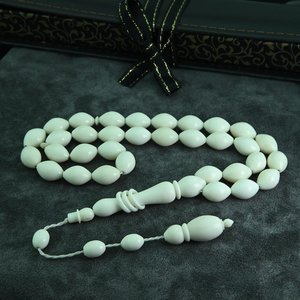Tasbih Étnico de Hueso Hecho a Mano, Cuentas de Oración Islámicas de Calidad Premium, Ecológico y Moderno - Product Image 4