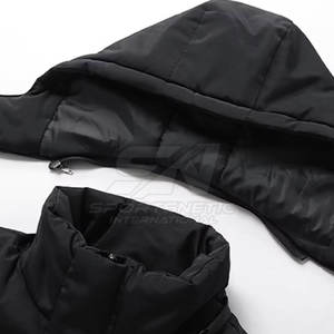 Abrigo largo acolchado cómodo con un look moderno y tela cálida para uso diario. - Product Image 4