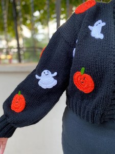 Women's Black Hand Knitted Cardigan With Pumpkin Ghost Appliques Lantern <b>Sleeve</b> V Neck Crop Length Casual Sweater - Product Image 5