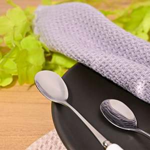 Juego de 2 Cucharas para Postre con Estampado de Hortensias, Herramientas Esenciales para Delicias Dulces - Product Image 2
