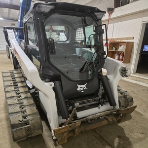 Chargeuse compacte Bobcat T76 de haute qualité disponible dès maintenant, offrant une puissance exceptionnelle, un fonctionnement fluide et une conception durable. - Product Image 1