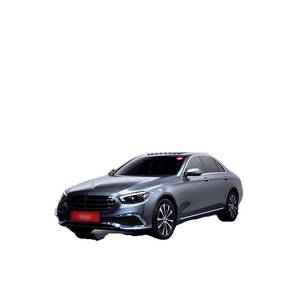 Mercedes-Benz Clase E E300e 4MATIC Exclusive Automático con Volante a la Izquierda y Cámara Trasera, Modelo Marzo 2023, 21,500 km - Product Image 1