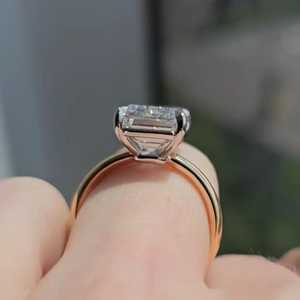 Anillo de Compromiso con Diamante Cultivado en Laboratorio, Corte Esmeralda de 5 Quilates, Certificado IGI, Anillo de Novia Solitario en Oro de Dos Tonos - Product Image 6