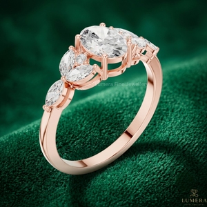 Bague de fiançailles en moissanite taille ovale en or rose, avec grappe de marquises, style floral vintage, pour femme - Product Image 3